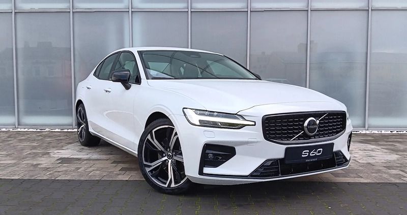Volvo S60 cena 199714 przebieg: 10, rok produkcji 2024 z Darłowo małe 301